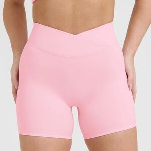 ONER ACTIVE UNIFIED WRAP SHORTS IN PETAL PINK SIZE XS